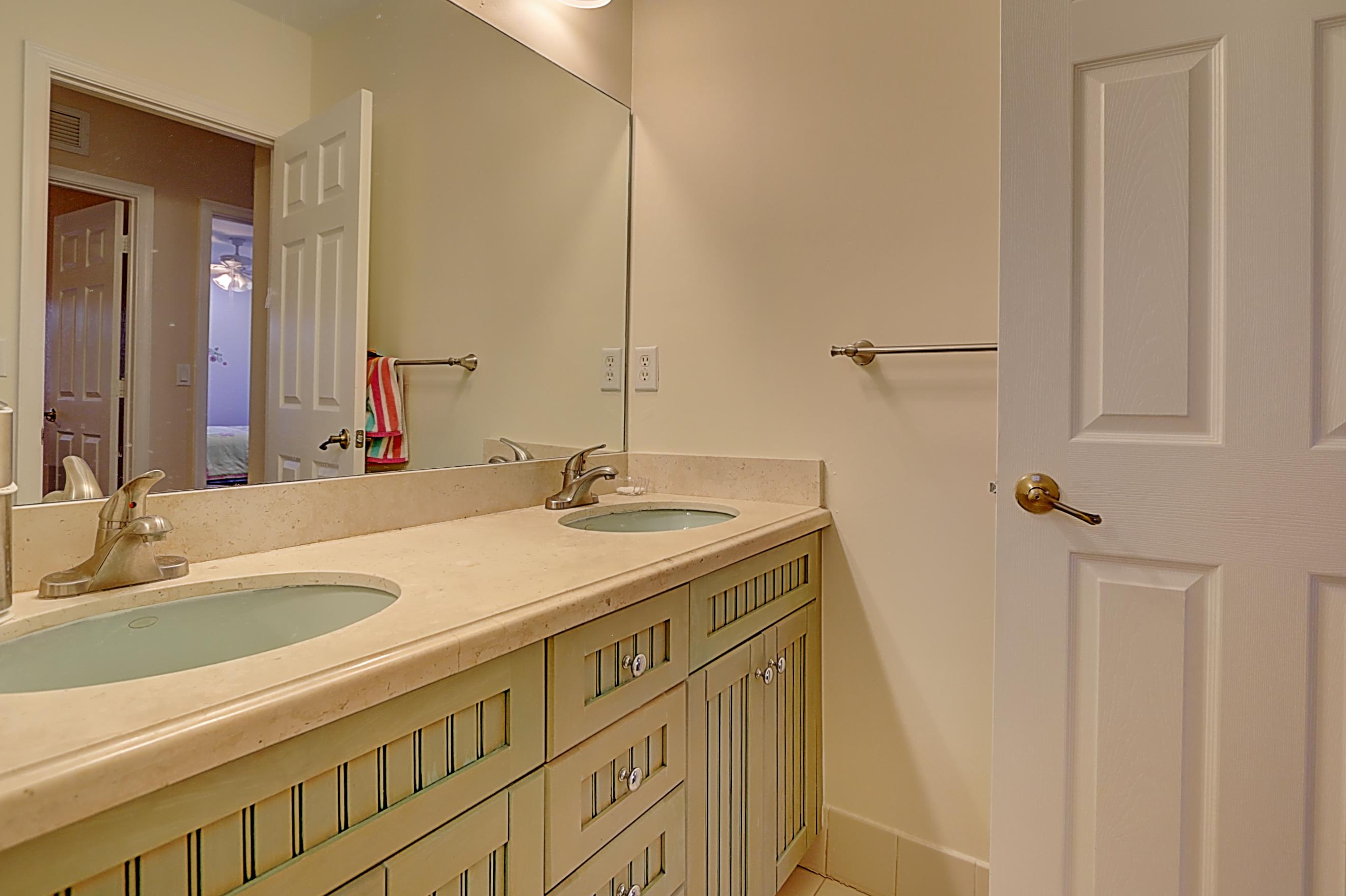1015 Big Torch Street Riviera Beach, FL 33407 - Photo 22 of 28 z21