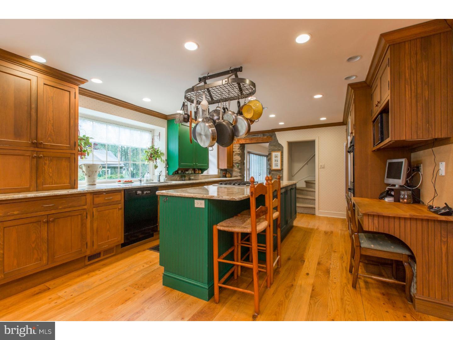 1070 Mill Rd Circle Jenkintown, PA 19046 - Photo 12 of 25