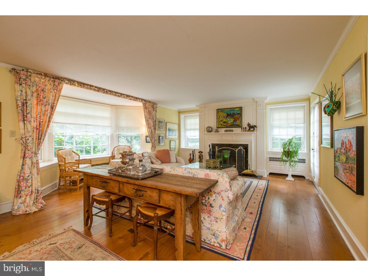 1070 Mill Rd Circle Jenkintown, PA 19046 - Photo 4 of 25