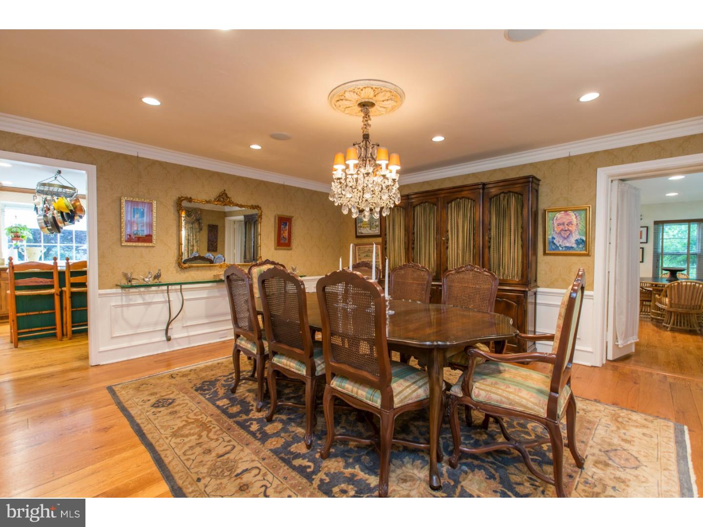 1070 Mill Rd Circle Jenkintown, PA 19046 - Photo 5 of 25