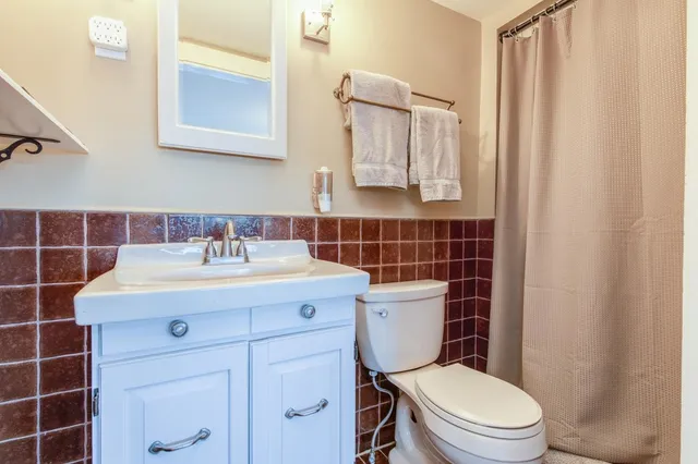 $1,395,000 | 245 North Road, Deerfield, NH 03037