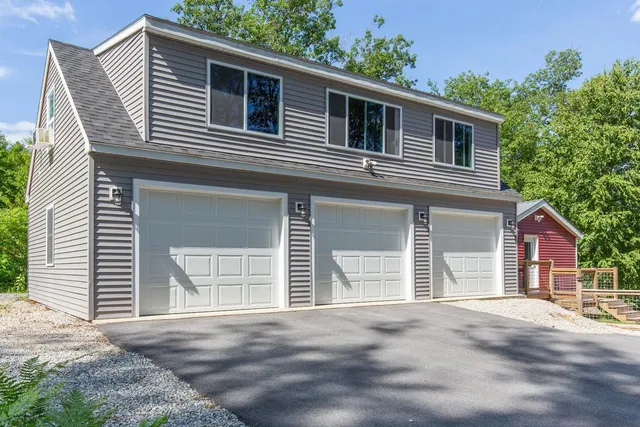 $1,395,000 | 245 North Road, Deerfield, NH 03037