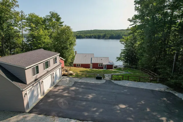 $1,395,000 | 245 North Road, Deerfield, NH 03037