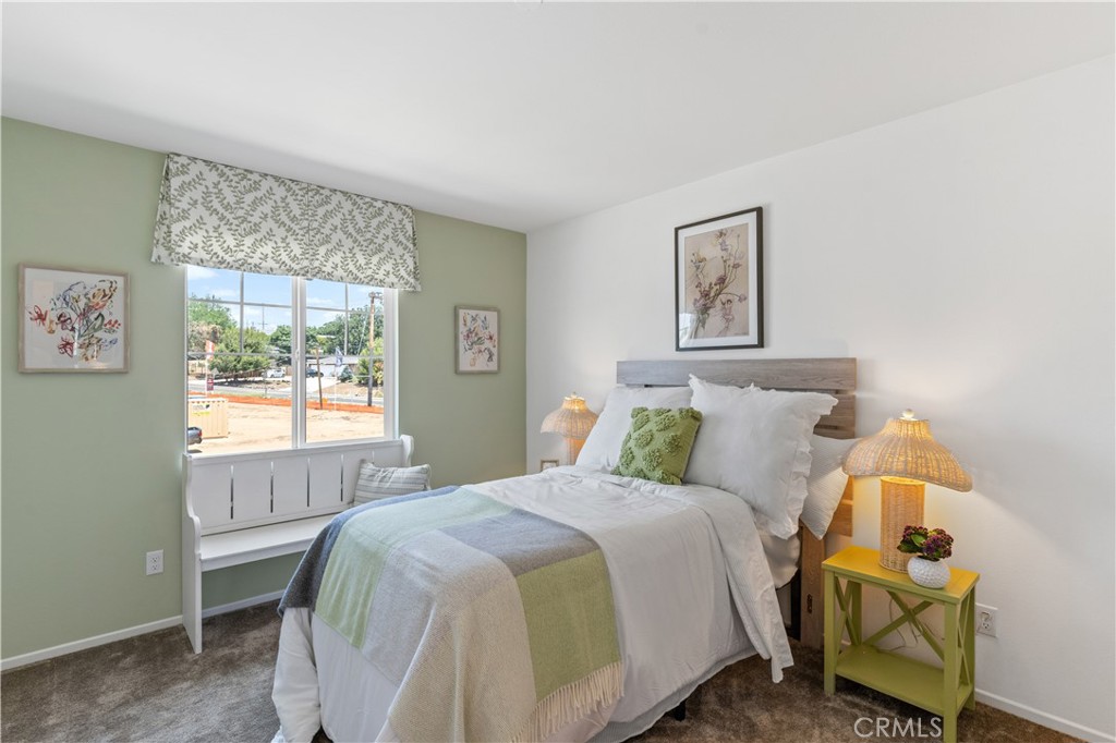 34273 Creek View Lane Yucaipa, CA 92399 - Photo 22 of 32