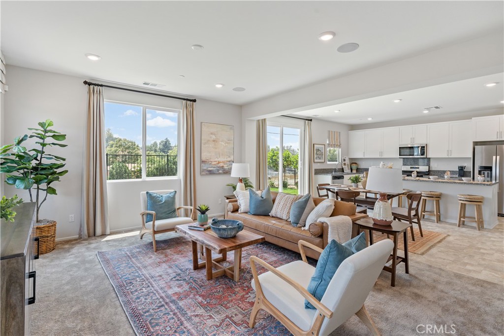 34273 Creek View Lane Yucaipa, CA 92399 - Photo 3 of 32