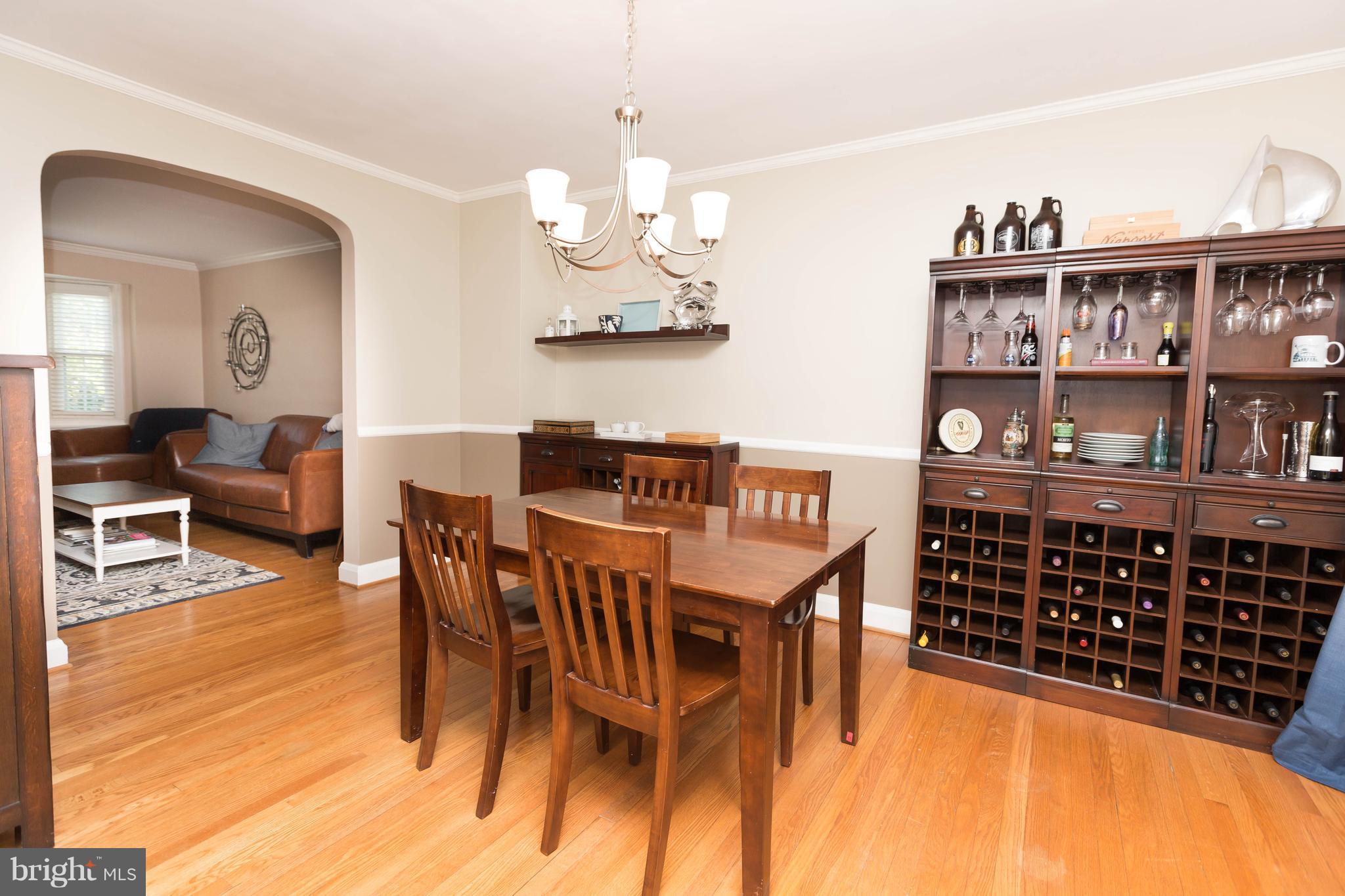 133 Hopkins Road Baltimore, MD 21212 - Photo 7 of 25 Dining Room
