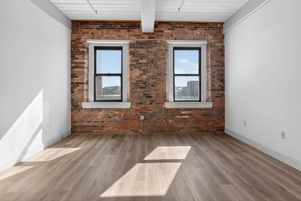 $349,000 | 1 Saco Island Terrace, Unit 331, Saco, ME 04072