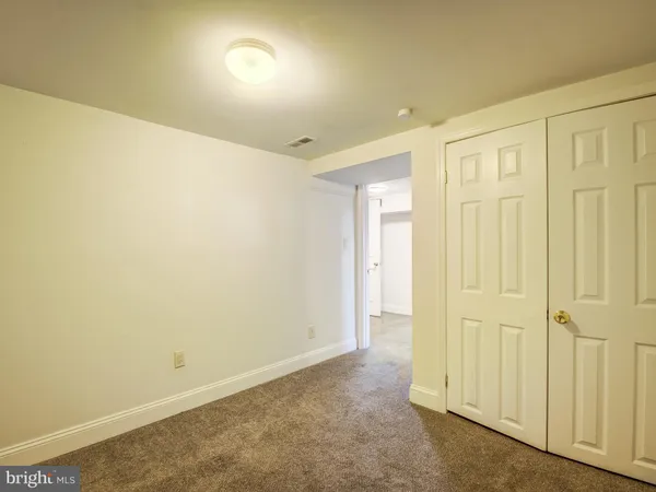 $1,500 | 4008 Illinois Avenue Northwest, Washington, DC 20011