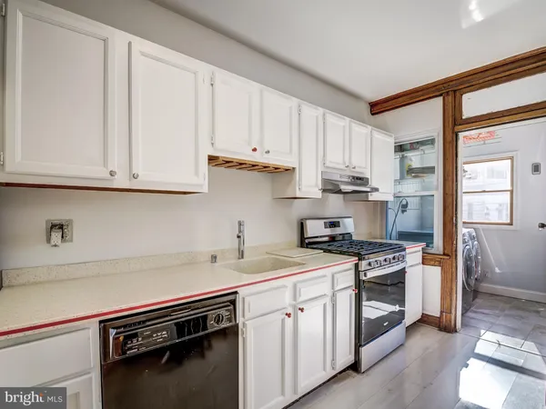 $1,500 | 4008 Illinois Avenue Northwest, Washington, DC 20011