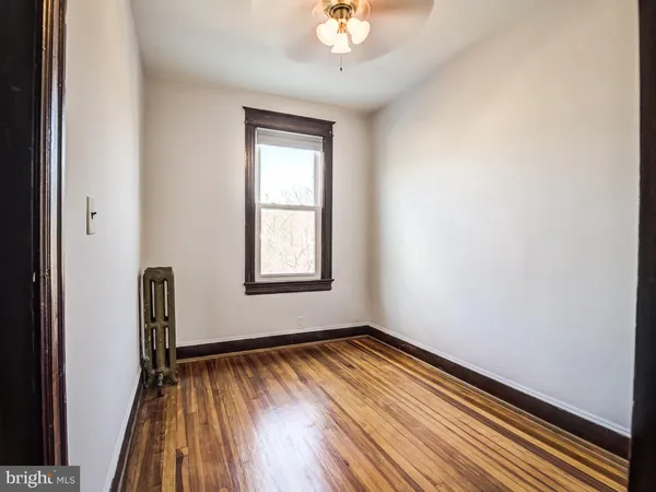 $1,500 | 4008 Illinois Avenue Northwest, Washington, DC 20011