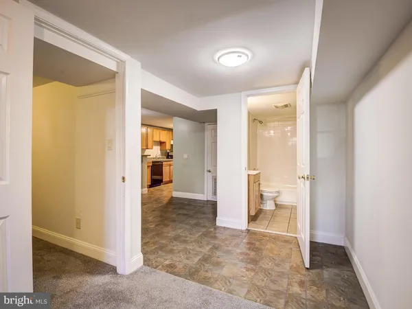 $1,500 | 4008 Illinois Avenue Northwest, Washington, DC 20011