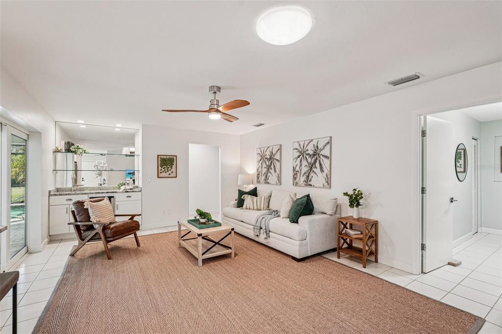 4963 Rutland Gate Sarasota, FL 34235 - Photo 13 of 64