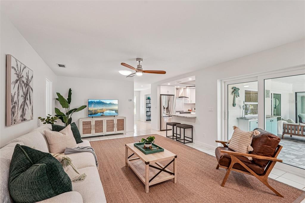 4963 Rutland Gate Sarasota, FL 34235 - Photo 15 of 64