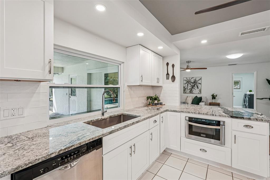 4963 Rutland Gate Sarasota, FL 34235 - Photo 18 of 64