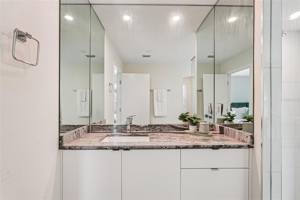 4963 Rutland Gate Sarasota, FL 34235 - Photo 29 of 64