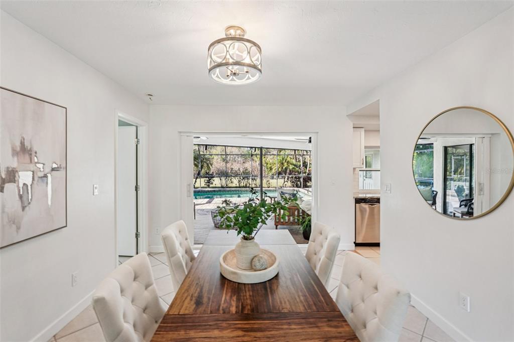 4963 Rutland Gate Sarasota, FL 34235 - Photo 10 of 64