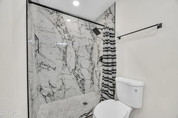 $252,500 | 6735 North 16th Street, Unit 4, Phoenix, AZ 85016