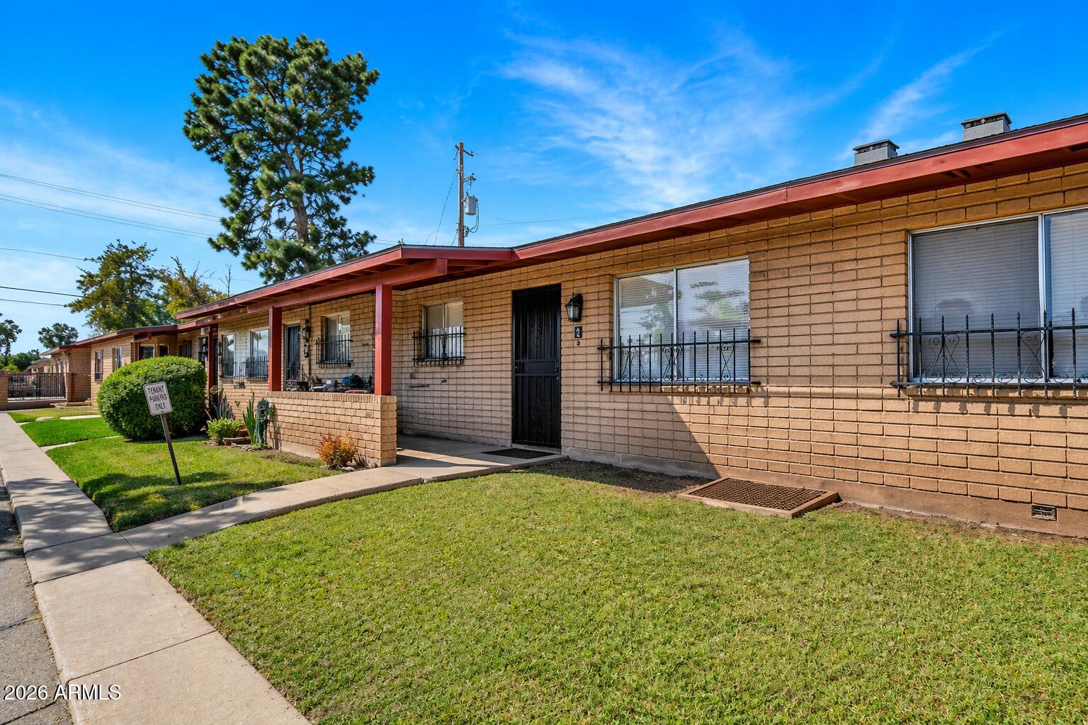 6735 North 16th Street, Unit 4 Phoenix, AZ 85016 - Photo 14 of 27 6735_Outside3434_E