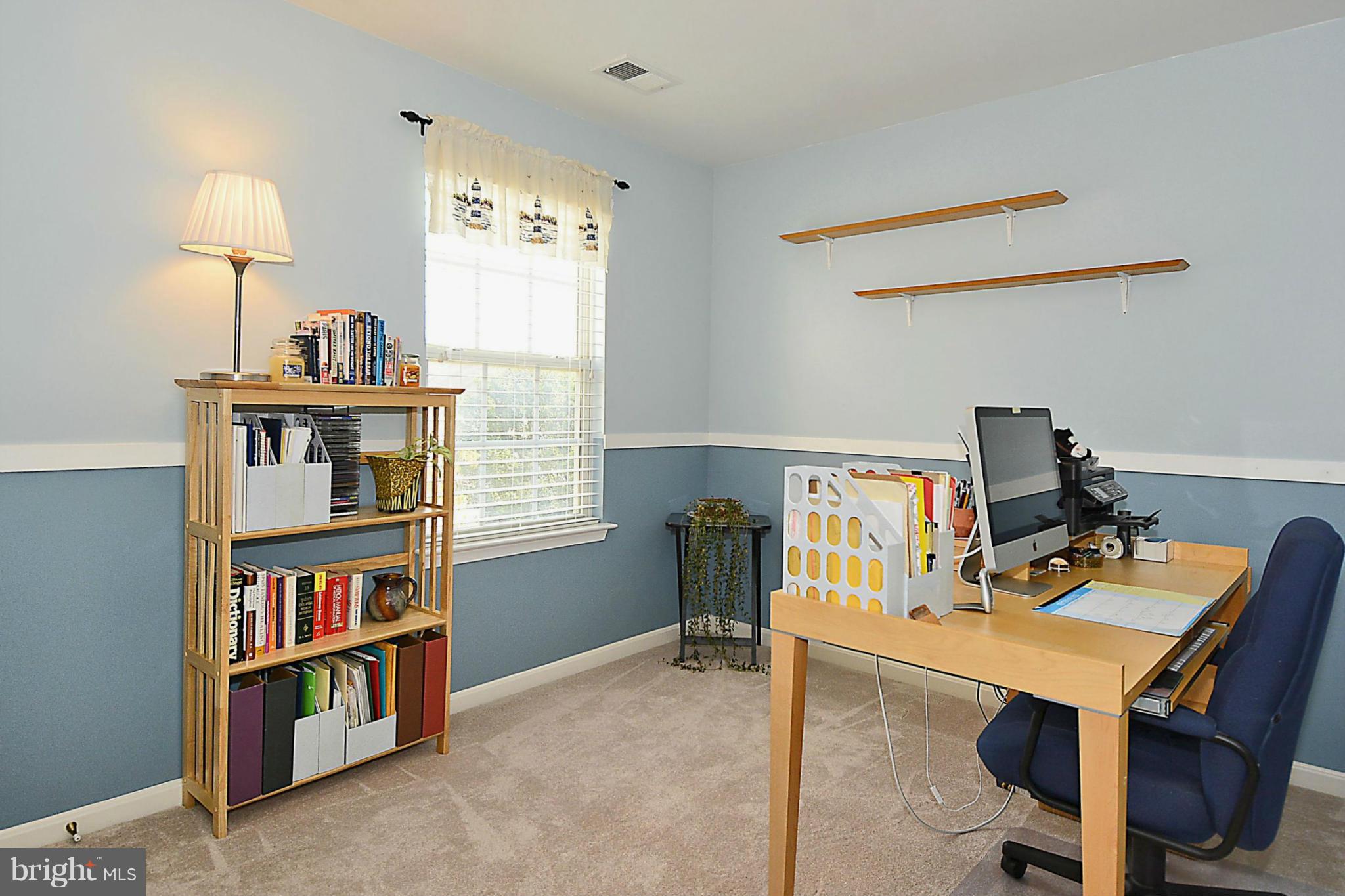 18133 Coachmans Road Germantown, MD 20874 - Photo 23 of 30 Bedroom # 4 currently being used as an office!