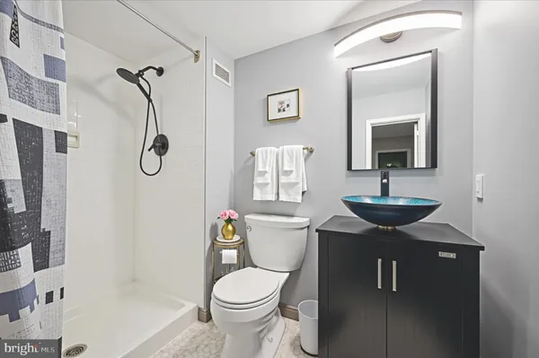 $369,000 | 21438 Valley Forge Circle, Unit 1438, King of Prussia, PA 19406