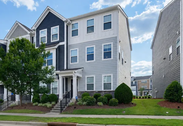 $2,250 | 5933 Illuminate Avenue, Raleigh, NC 27616