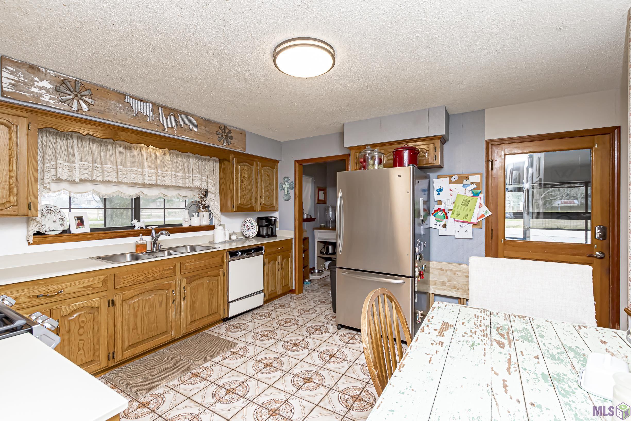 9967 Jack Torres Road Maringouin, LA 70757 - Photo 14 of 28 Gallery Image 14