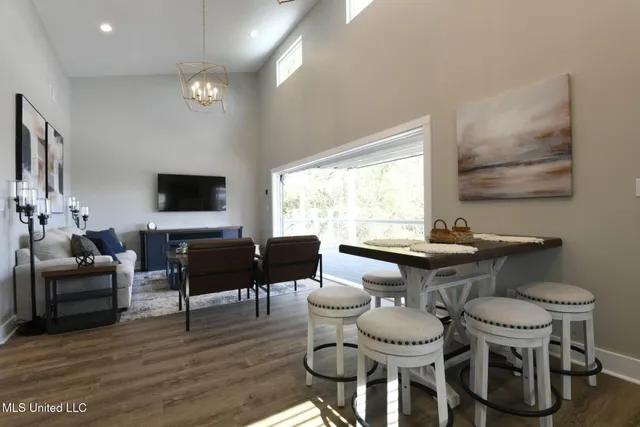 $1,075,000 | 6191 Clermont Boulevard, Bay St. Louis, MS 39520