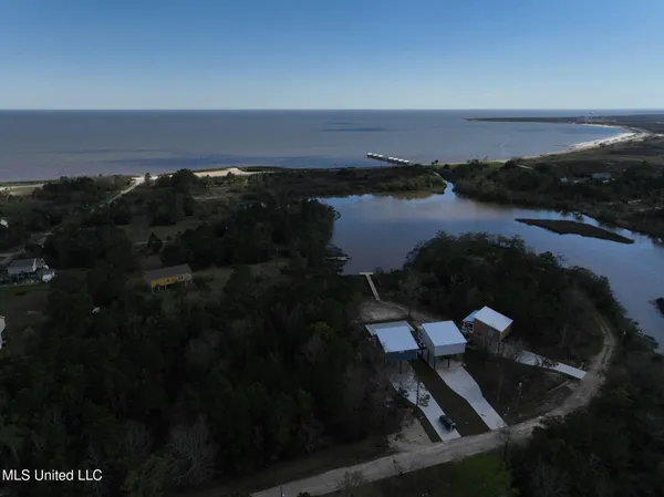 $995,000 | 6191 Clermont Boulevard, Bay St. Louis, MS 39520