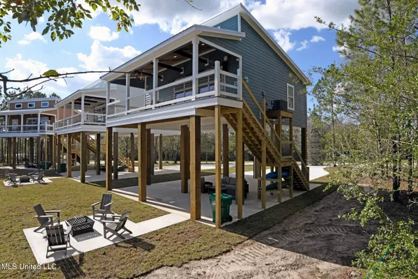 $995,000 | 6191 Clermont Boulevard, Bay St. Louis, MS 39520