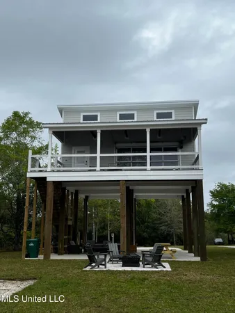 $995,000 | 6191 Clermont Boulevard, Bay St. Louis, MS 39520