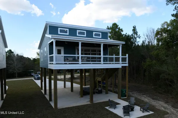 $995,000 | 6191 Clermont Boulevard, Bay St. Louis, MS 39520