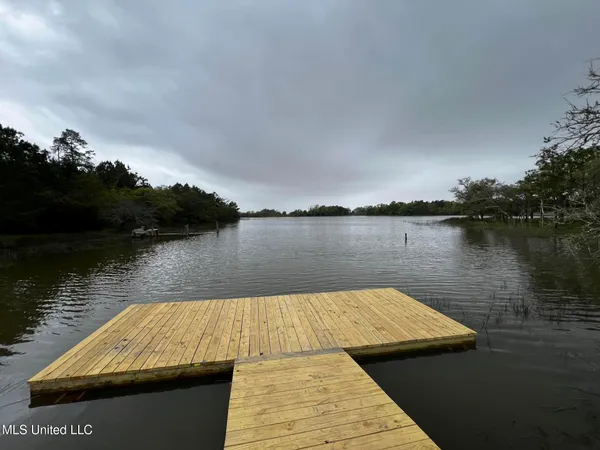 $995,000 | 6191 Clermont Boulevard, Bay St. Louis, MS 39520