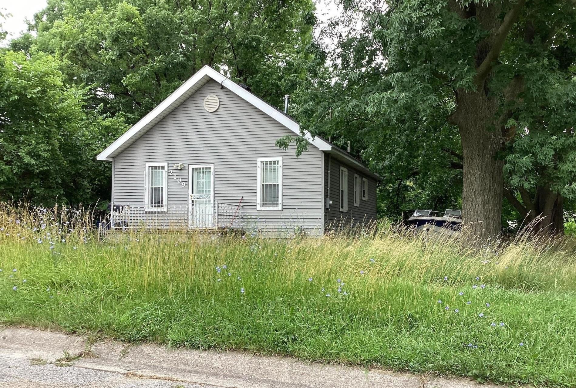 2109 Church Street Flint, MI 48503 - Photo 1 of 1