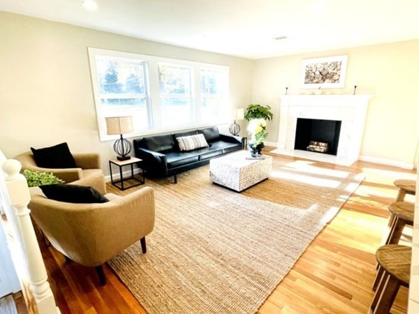 11 Greenwich Road Norwood, MA 02062 - Photo 11 of 20 Gallery Image 11