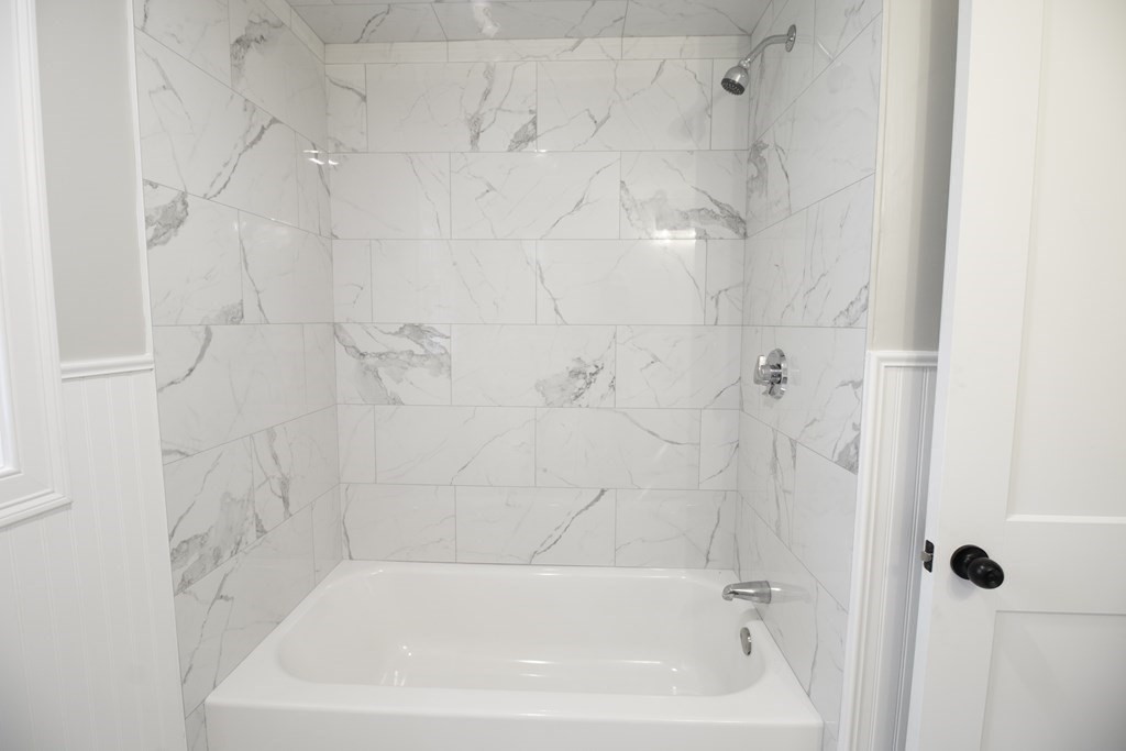 11 Greenwich Road Norwood, MA 02062 - Photo 14 of 20 Gallery Image 14