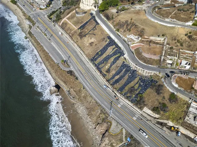 $1,590,000 | 17900 Porto Marina Way, Pacific Palisades, CA 90272