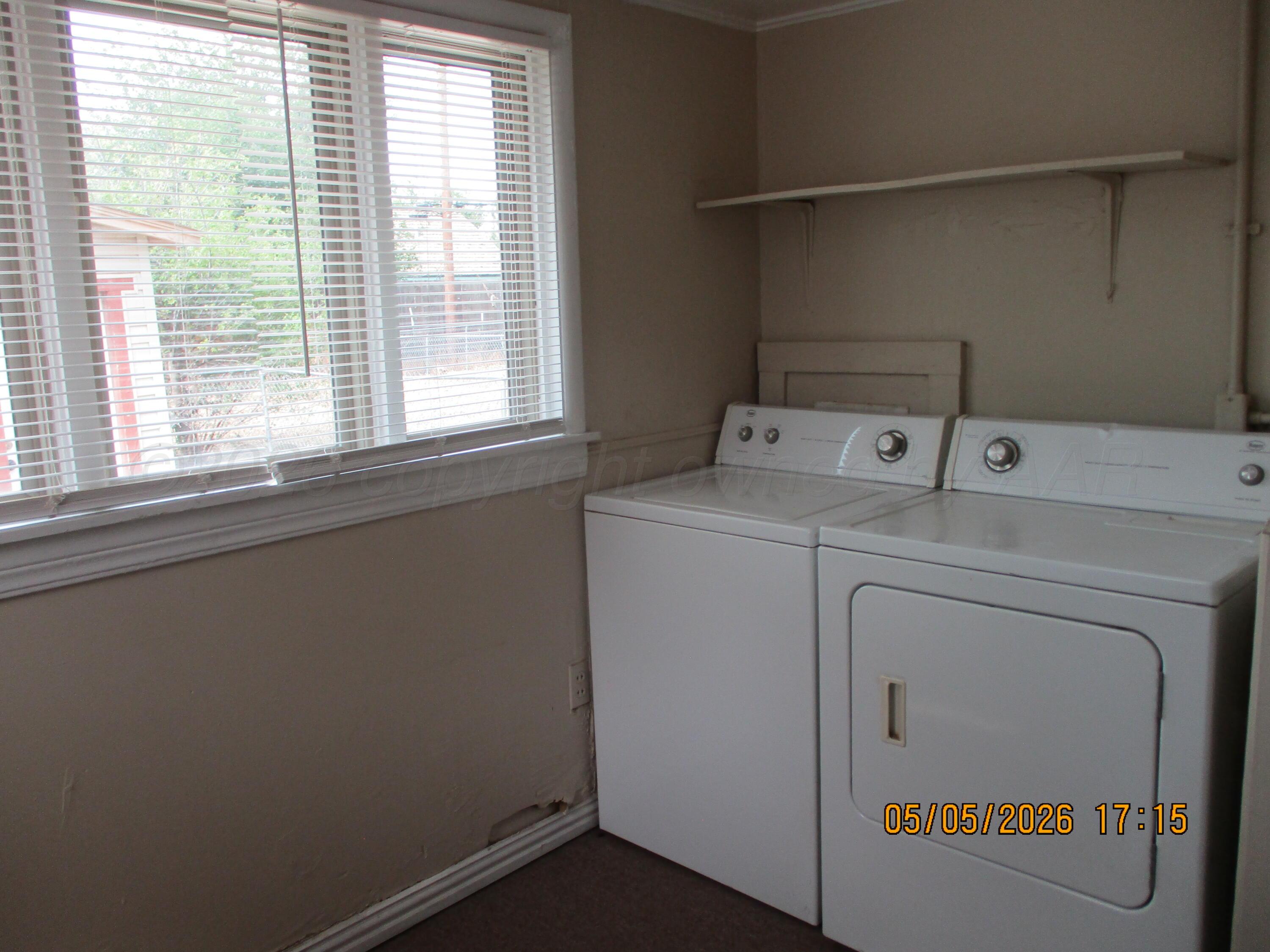 1404 Southwest 13th Avenue Amarillo, TX 79102 - Photo 7 of 8 Utility Room