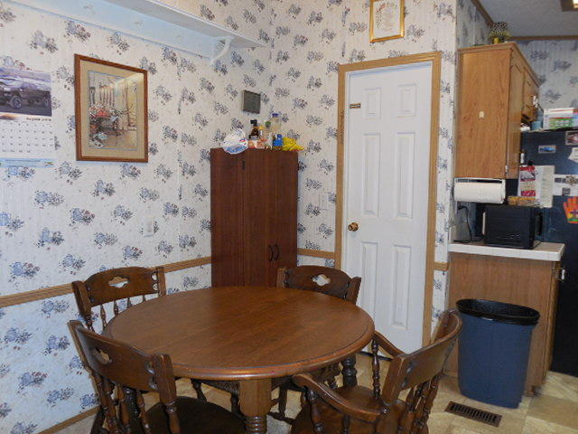 104 Honeysuckle Rose Road Vinton, VA 24179 - Photo 11 of 24 Kitchen III