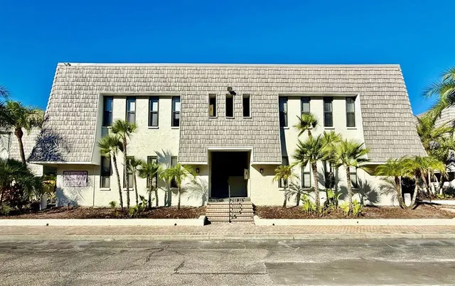 $1,700 | 704 Lyndhurst Street, Unit 624, Dunedin, FL 34698