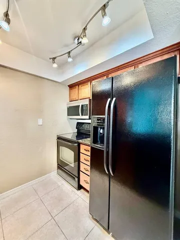 $1,700 | 704 Lyndhurst Street, Unit 624, Dunedin, FL 34698