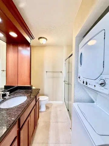 $1,700 | 704 Lyndhurst Street, Unit 624, Dunedin, FL 34698