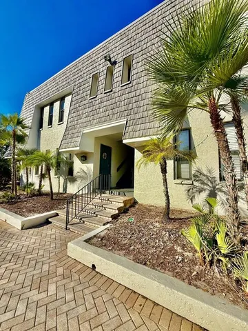 $1,700 | 704 Lyndhurst Street, Unit 624, Dunedin, FL 34698