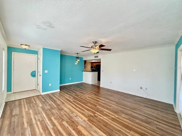 $1,700 | 704 Lyndhurst Street, Unit 624, Dunedin, FL 34698