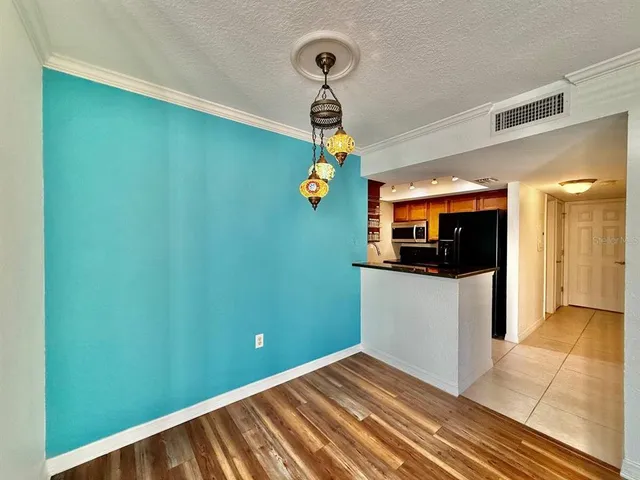 $1,700 | 704 Lyndhurst Street, Unit 624, Dunedin, FL 34698