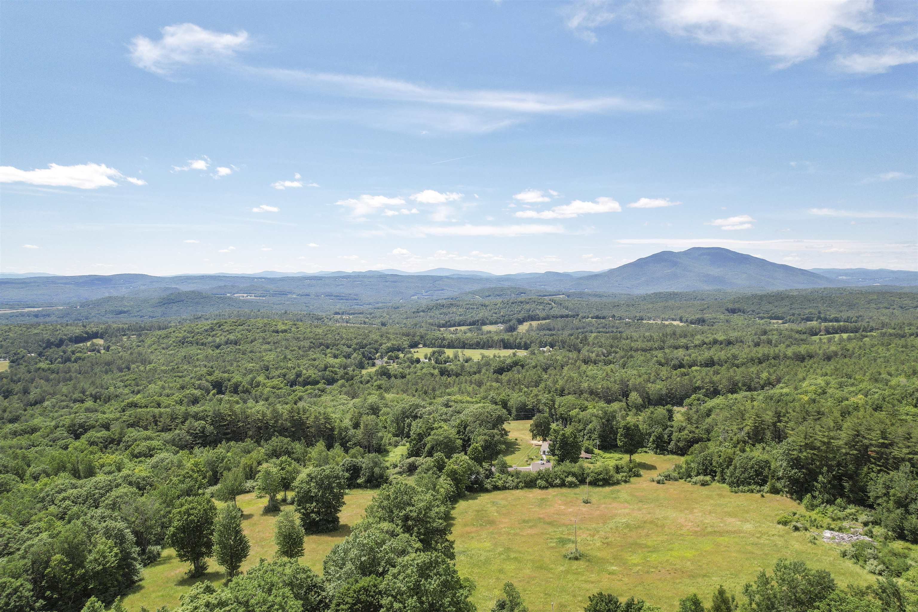 82 White Hill Road Claremont, NH 03743 - Photo 5 of 40