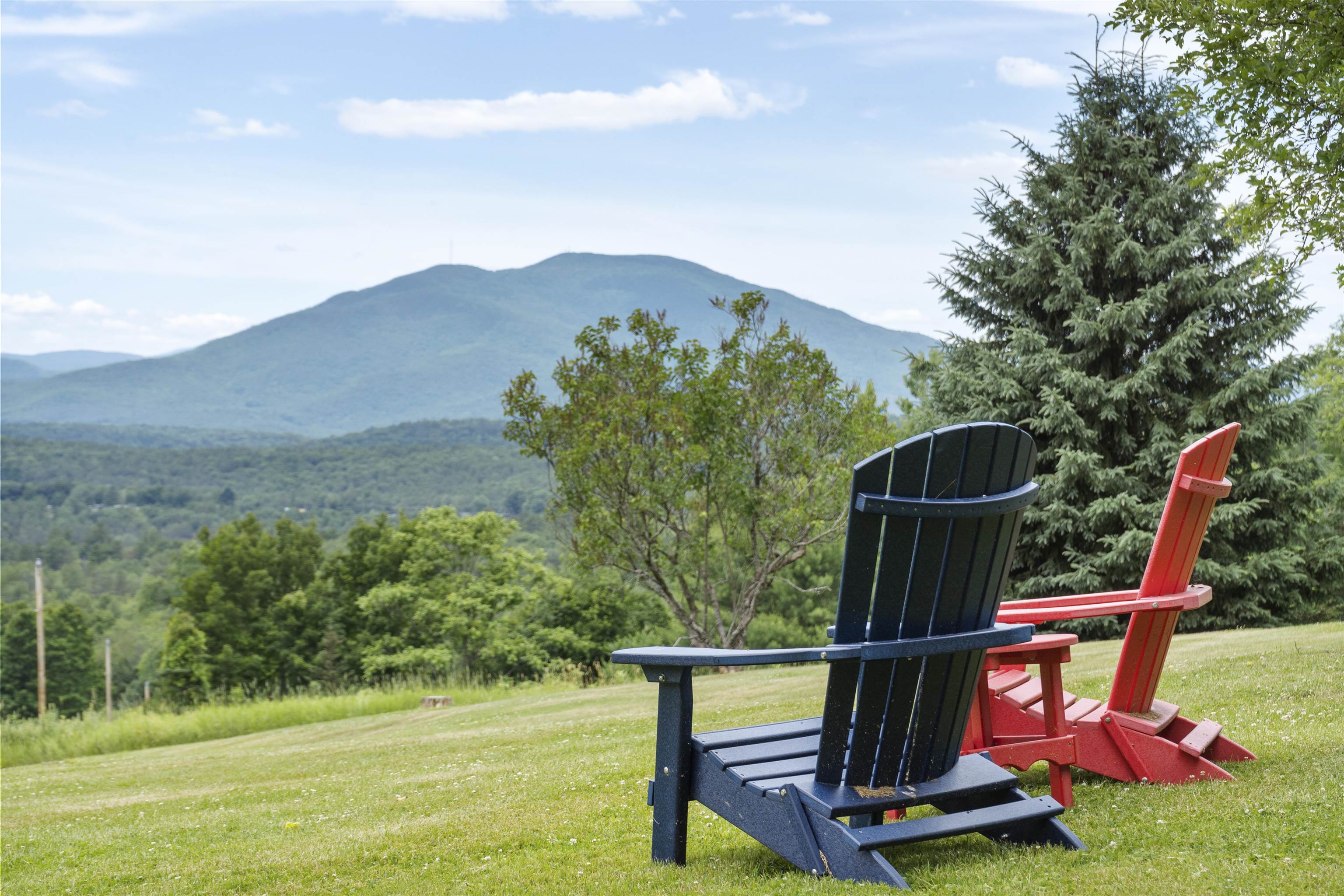 82 White Hill Road Claremont, NH 03743 - Photo 6 of 40