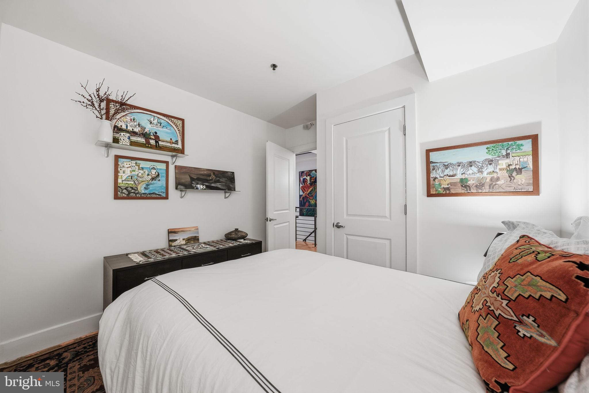 2328 Champlain Street Northwest, Unit 101 Washington, DC 20009 - Photo 14 of 32