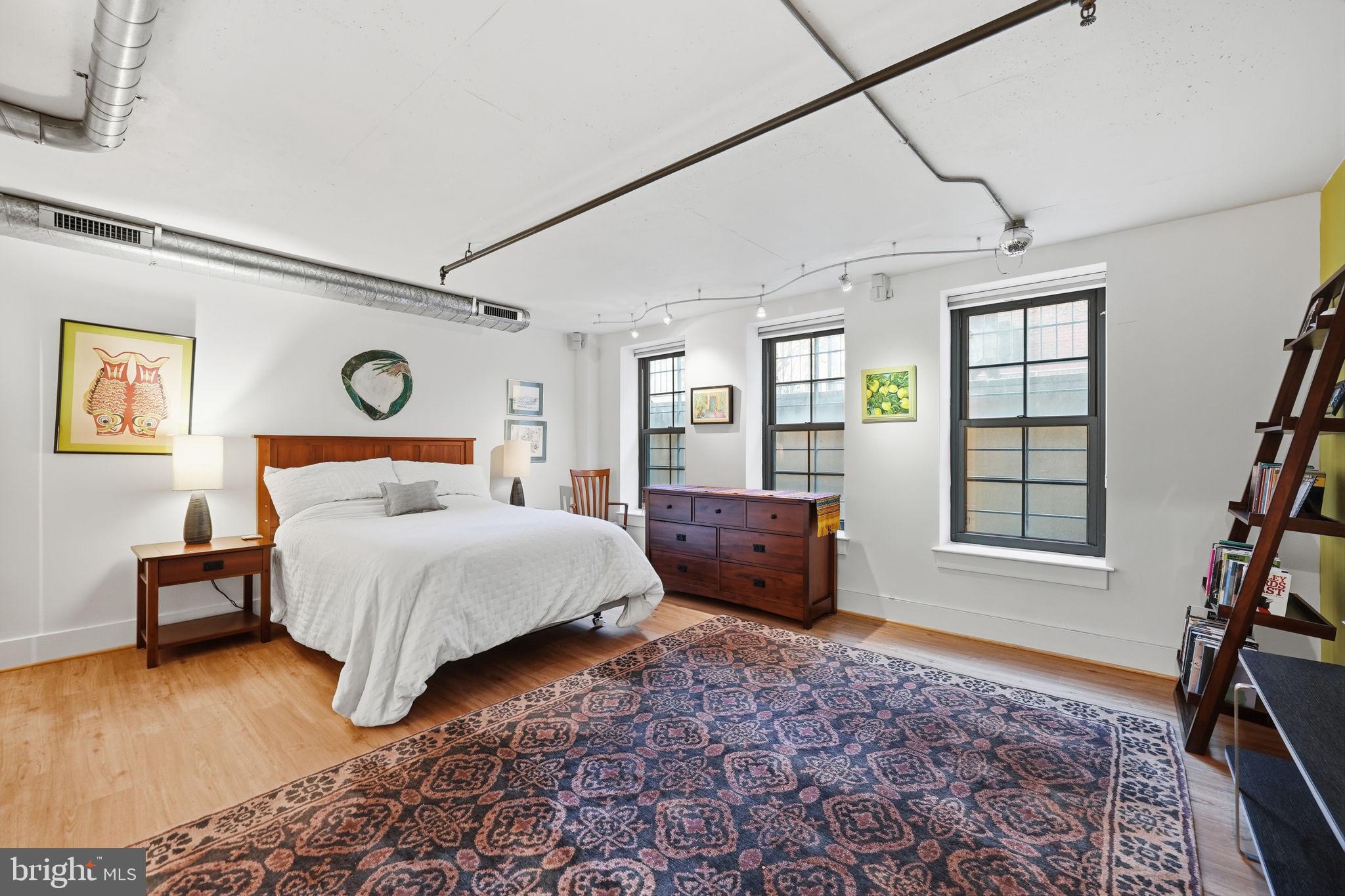 2328 Champlain Street Northwest, Unit 101 Washington, DC 20009 - Photo 19 of 32