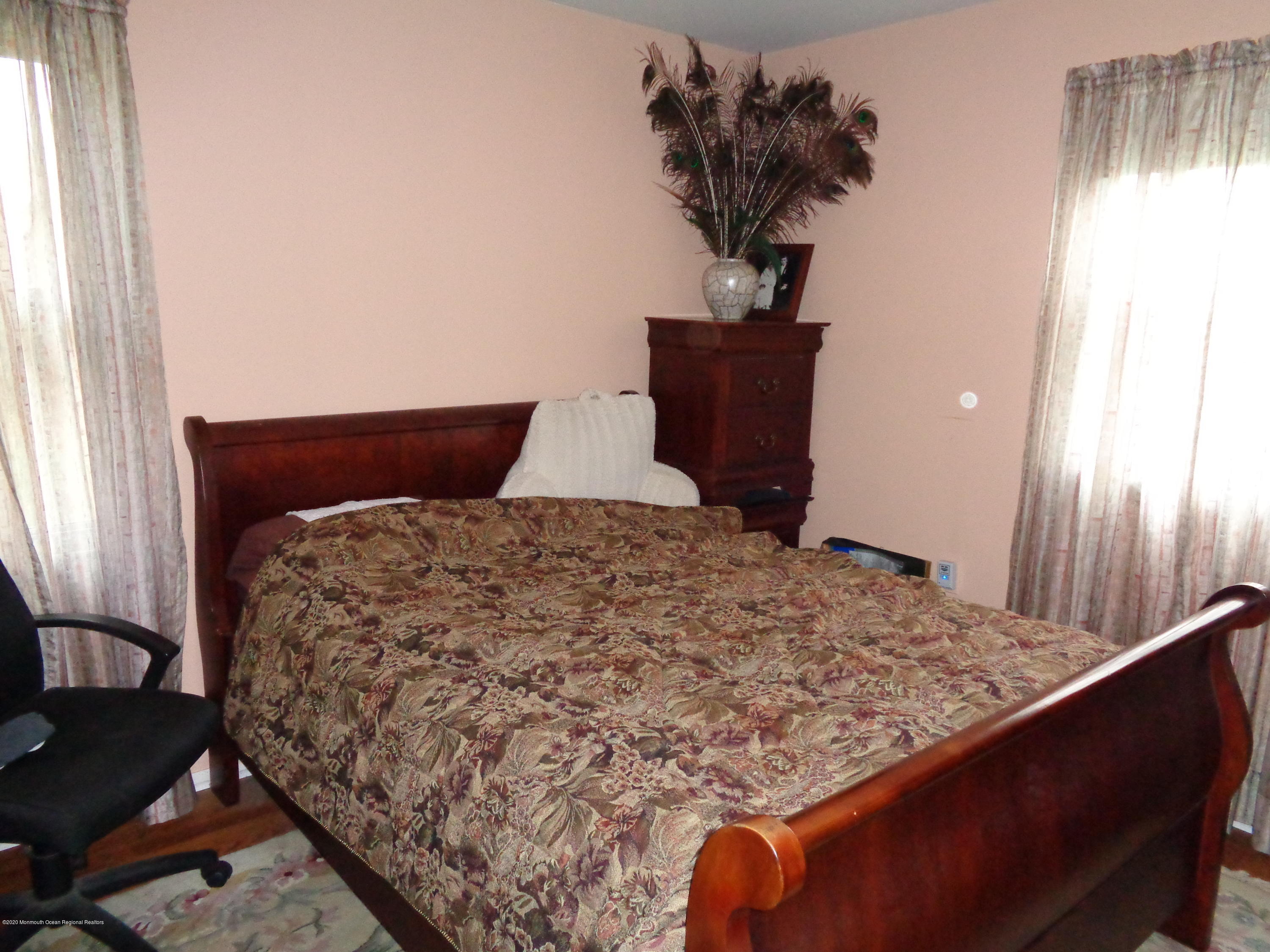 30 Hartford Road Whiting, NJ 08759 - Photo 16 of 16 30 Hartford Inside 010