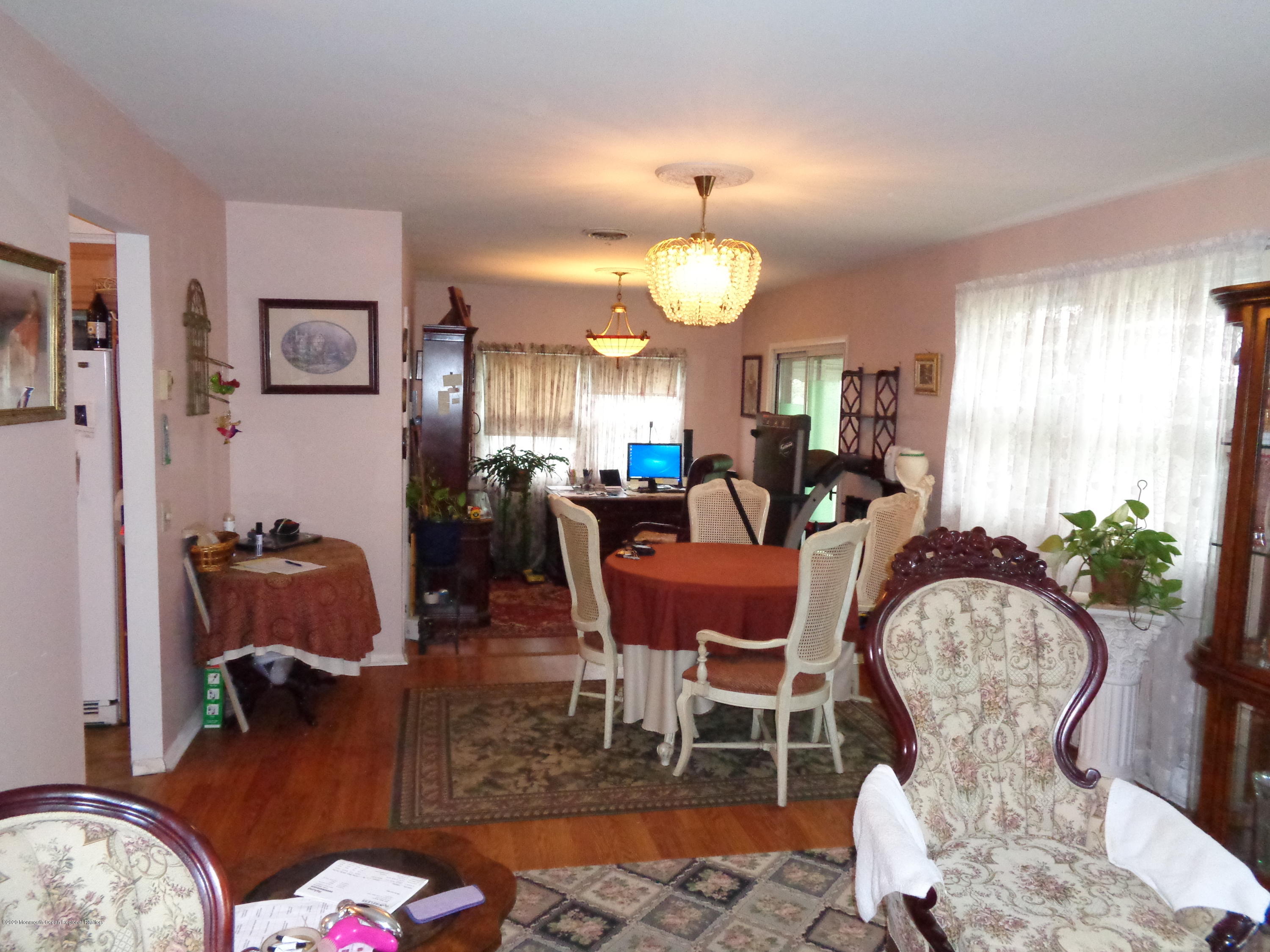 30 Hartford Road Whiting, NJ 08759 - Photo 8 of 16 30 Hartford Inside 020